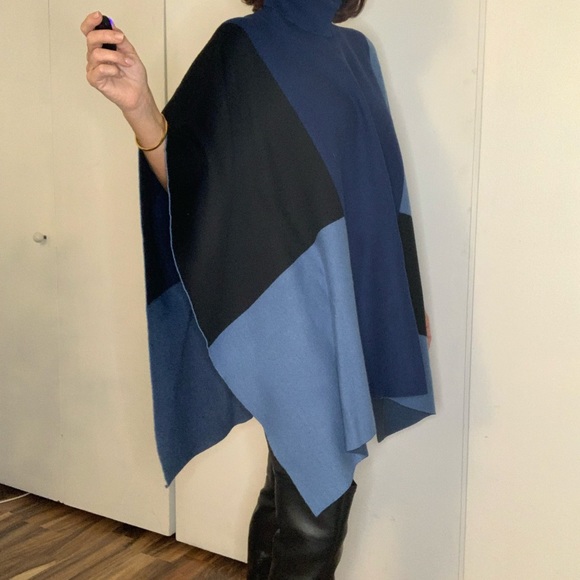 White House Black Market Poncho - Picture 2 of 5